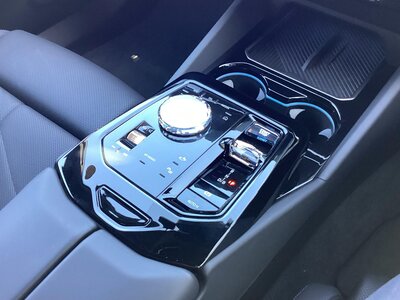 2024 BMW I5 缩略图 15