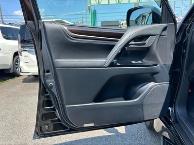 2015 Lexus LX — фото 40