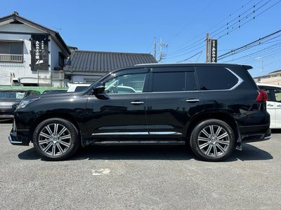 2015 Lexus LX — фото 8