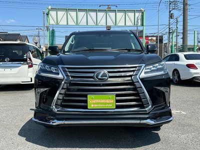 2015 Lexus LX — фото 2