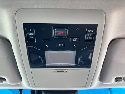 2015 Lexus LX — фото 36