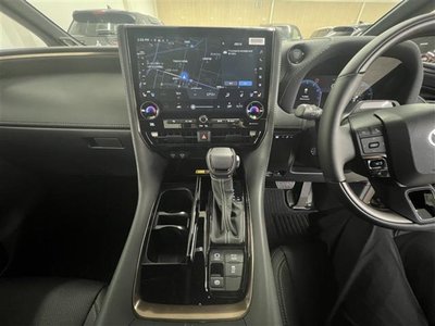 صورة 68 لـ 2026 Toyota ALPHARD