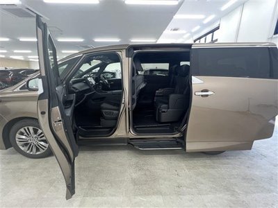 صورة 36 لـ 2026 Toyota ALPHARD