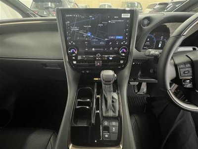 صورة 66 لـ 2026 Toyota ALPHARD