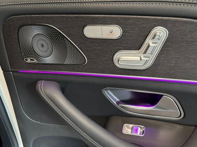 2022 Mercedes-BENZ GLS thumbnail 40