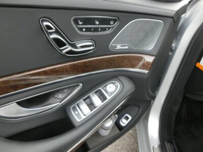 2017 Mercedes-BENZ S-CLASS MAYBACH photo 60