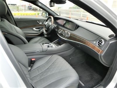 2017 Mercedes-BENZ S-CLASS MAYBACH photo 6