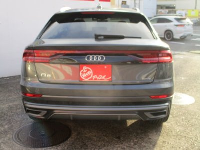 2020 AUDI Q8 photo 7