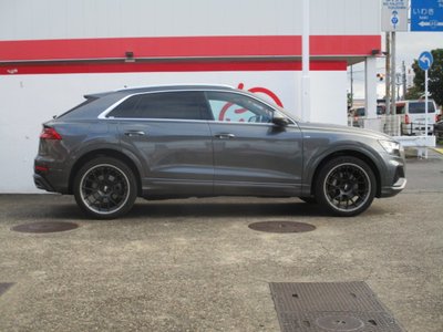 2020 AUDI Q8 photo 4