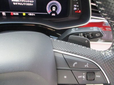 2020 AUDI Q8 photo 13