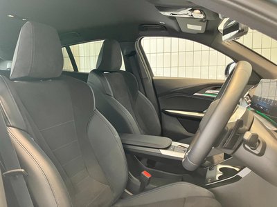2026 BMW X2 photo 14