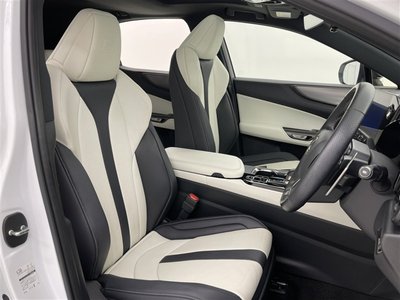 2023 Lexus NX photo 2