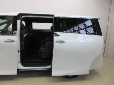 2025 Toyota ALPHARD 照片 11