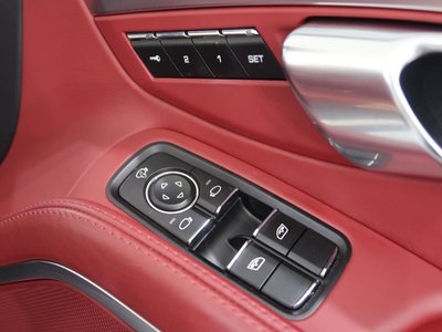صورة مصغرة 35 لـ 2019 Porsche 718