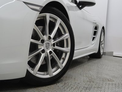 صورة مصغرة 25 لـ 2019 Porsche 718