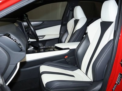 2022 Lexus NX — миниатюра 18