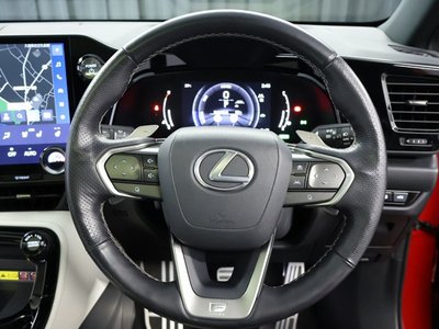 2022 Lexus NX — миниатюра 9
