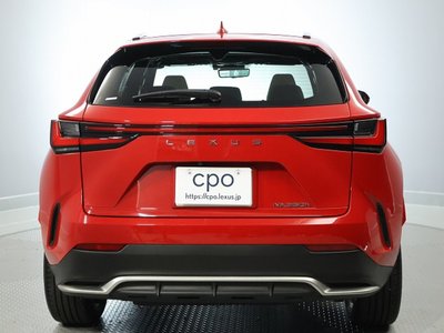 2022 Lexus NX — миниатюра 4