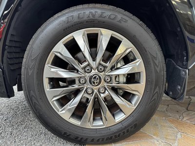 2023 Toyota LAND CRUISER 300 thumbnail 42
