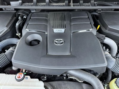 2023 Toyota LAND CRUISER 300 thumbnail 39