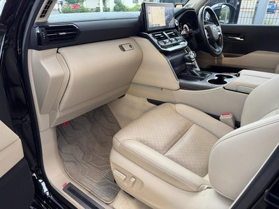 2023 Toyota LAND CRUISER 300 thumbnail 36