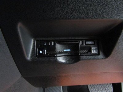 صورة 29 لـ 2025 Toyota ALPHARD