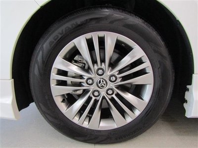 صورة 65 لـ 2025 Toyota ALPHARD