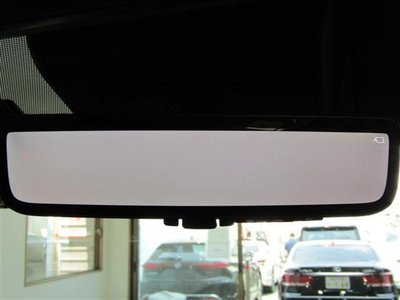 صورة 18 لـ 2025 Toyota ALPHARD