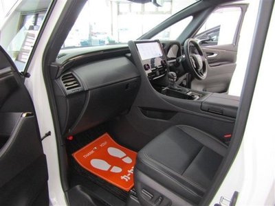 صورة 51 لـ 2025 Toyota ALPHARD