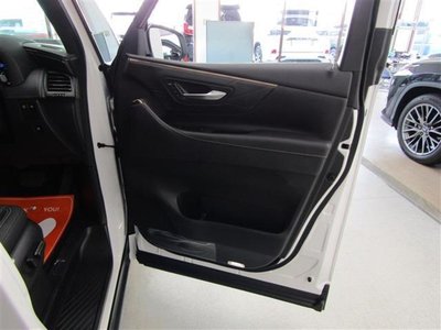 صورة 47 لـ 2025 Toyota ALPHARD