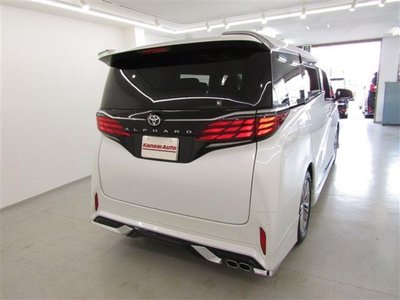 صورة 73 لـ 2025 Toyota ALPHARD