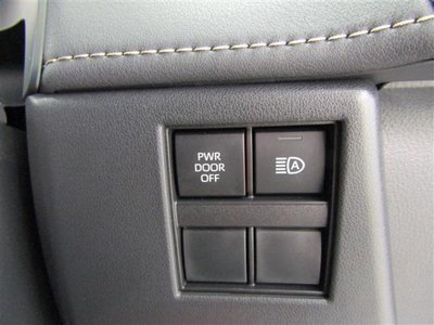 صورة 32 لـ 2025 Toyota ALPHARD