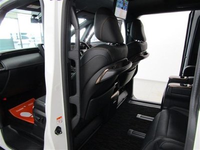 صورة 52 لـ 2025 Toyota ALPHARD