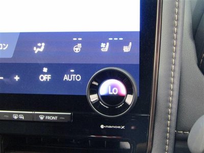 صورة 15 لـ 2025 Toyota ALPHARD