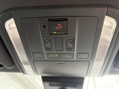 2025 Toyota ALPHARD — миниатюра 32
