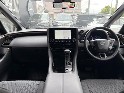 2025 Toyota ALPHARD — миниатюра 28