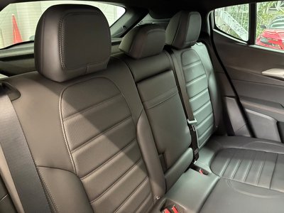 2025 ALFA Romeo TONALE 照片 29
