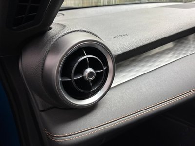 2025 ALFA Romeo TONALE 照片 59