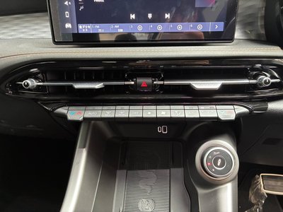 2025 ALFA Romeo TONALE 照片 68
