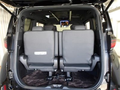 صورة 16 لـ 2024 Toyota VELLFIRE