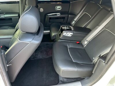 صورة 56 لـ 2013 ROLLS-ROYCE GHOST