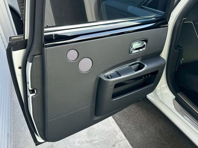 صورة 62 لـ 2013 ROLLS-ROYCE GHOST