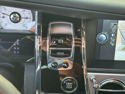 صورة 42 لـ 2013 ROLLS-ROYCE GHOST