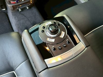 صورة 38 لـ 2013 ROLLS-ROYCE GHOST