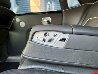 صورة 39 لـ 2013 ROLLS-ROYCE GHOST