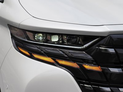 2026 Toyota ALPHARD 照片 14