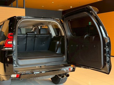 صورة 43 لـ 2021 Toyota LAND CRUISER PRADO