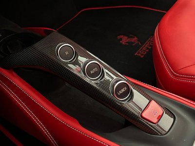 صورة مصغرة 18 لـ 2018 Ferrari 488 SPIDER