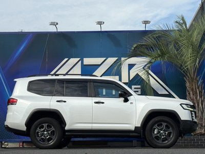 2022 Toyota LAND CRUISER 300 照片 5