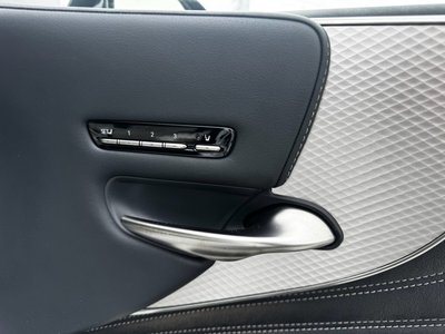 2018 Lexus LS photo 28